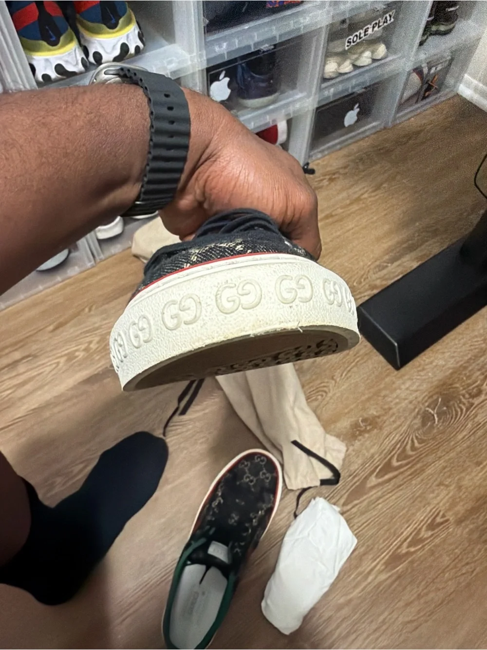 Gucci Black GG Canvas Low-Top Sneaker with Green and Red Web